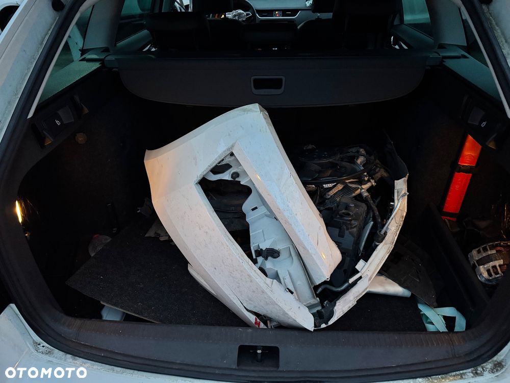 Skoda Octavia 2.0 TDI DSG Tour - 23