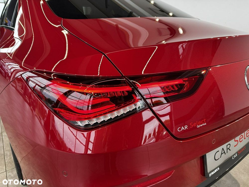 Mercedes-Benz CLA - 12