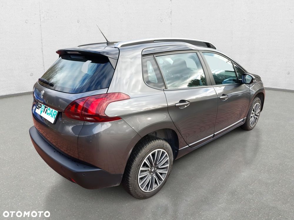 Peugeot 2008 - 6