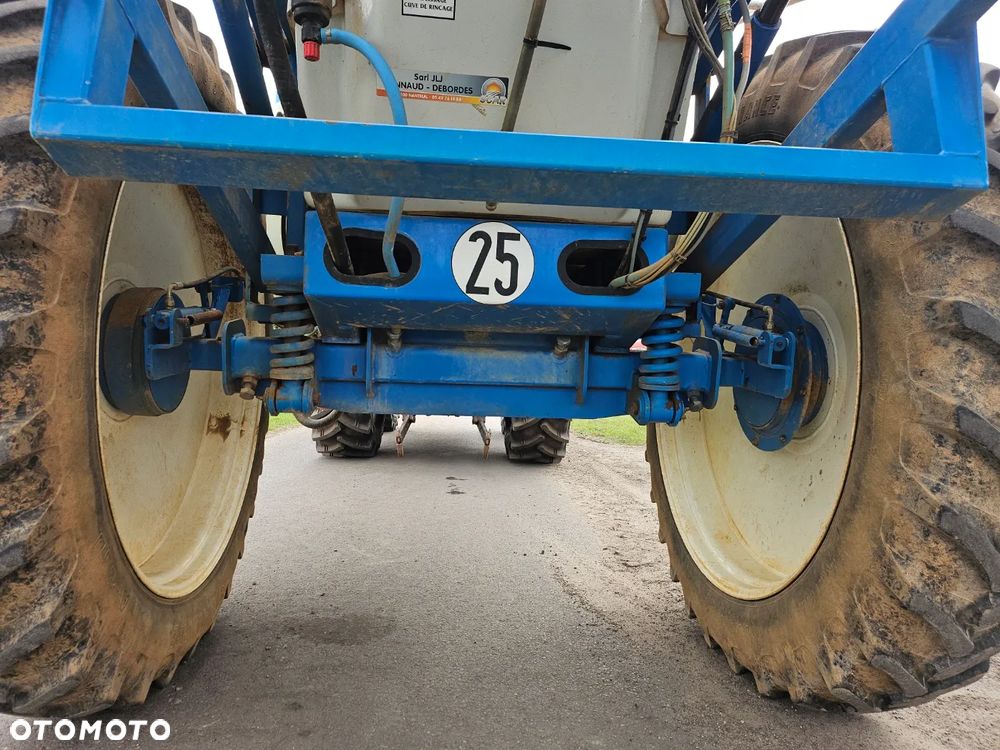 Blanchard KUHN GRAND LARGE 27 - 9