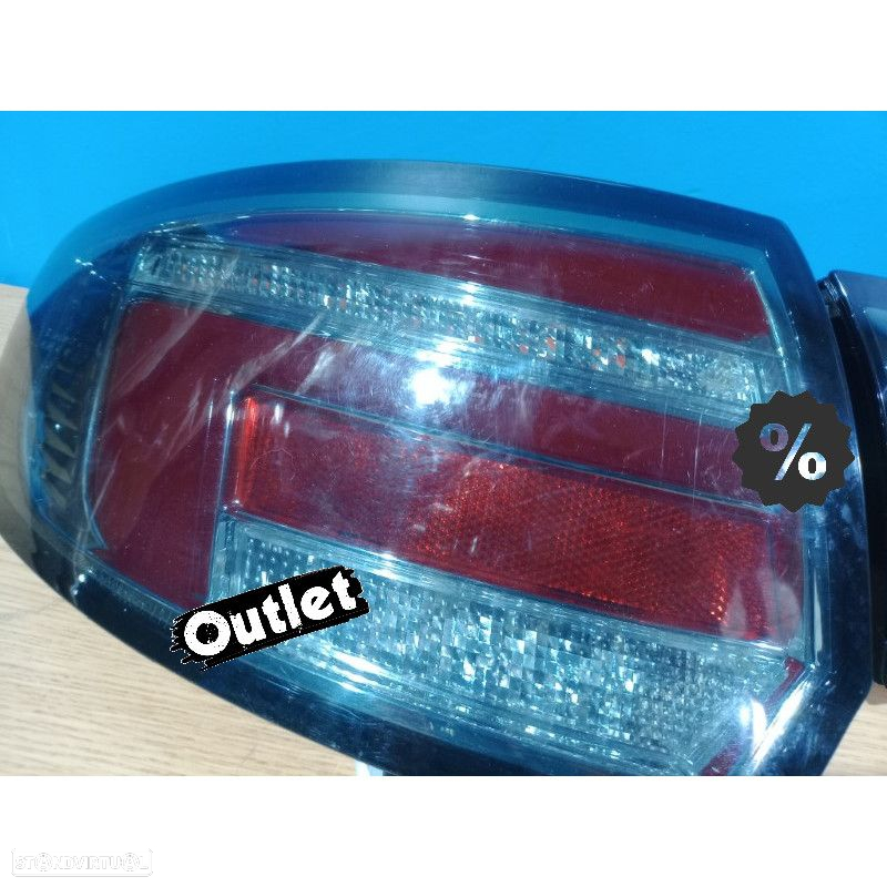 R011406C1 FAROLINS AUDI A3 8P 03-08 VERMELHO CROMO FUMADOS - 3