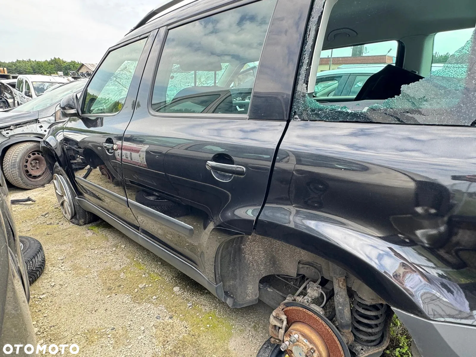 SKODA YETI 2012 poj. 1.4 benzyna 122 KM - samochód cały na części - 5
