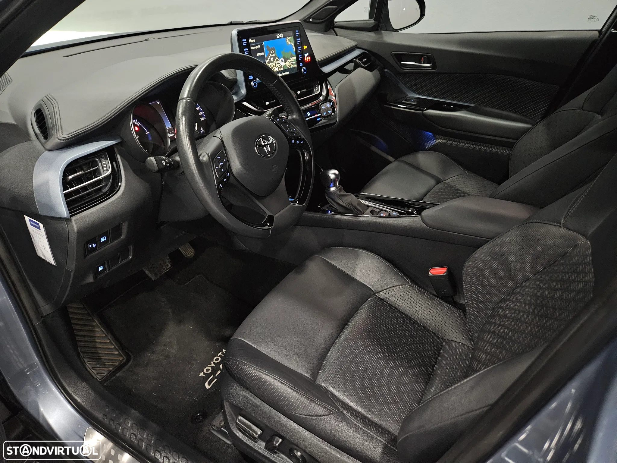 Toyota C-HR 1.8 Hybrid Exclusive+P.Luxury - 8