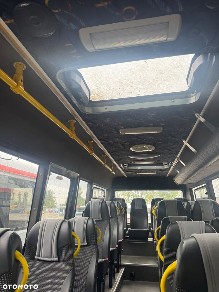 Mercedes-Benz VARIO 616D - 5