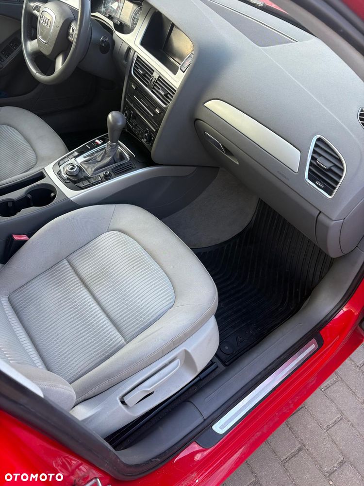 Audi A4 Avant - 8
