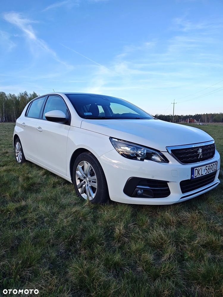 Peugeot 308 - 1