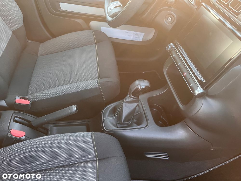 Citroën C3 1.2 PureTech Shine - 23