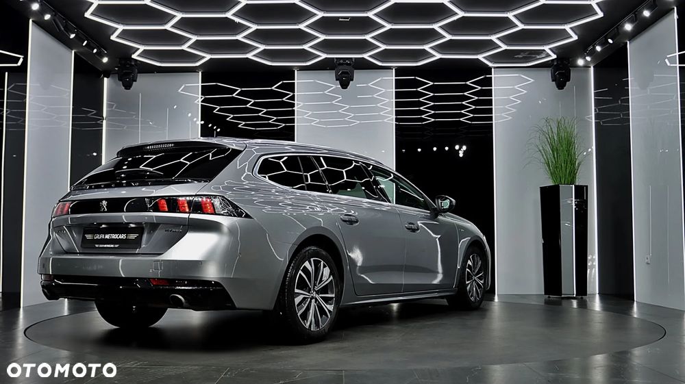 Peugeot 508 1.6 PureTech First Edition S&S EAT8 - 6