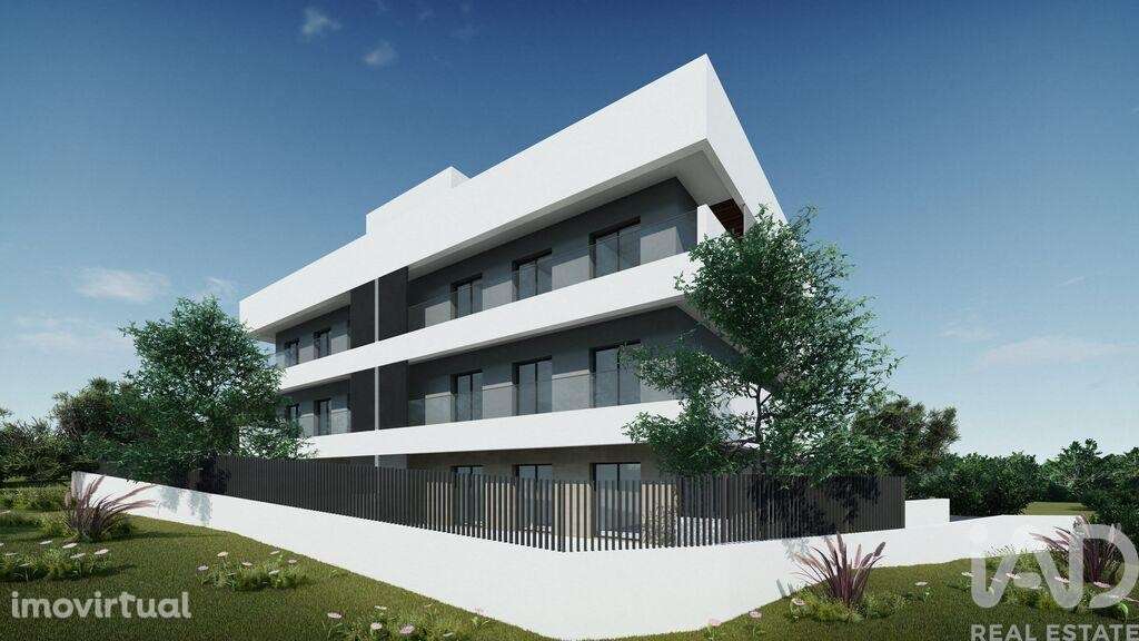 Apartamento T3 em Mexilhoeira Grande de 315,00 m2 - Grande imagem: 4/9