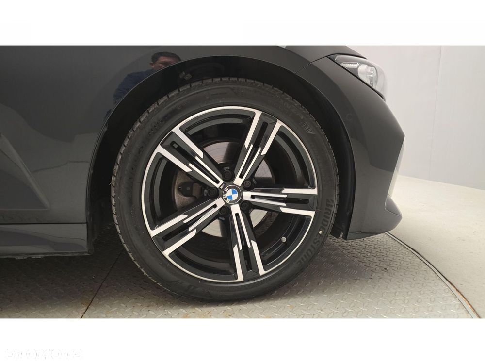 BMW Seria 3 320d xDrive mHEV M Sport - 25