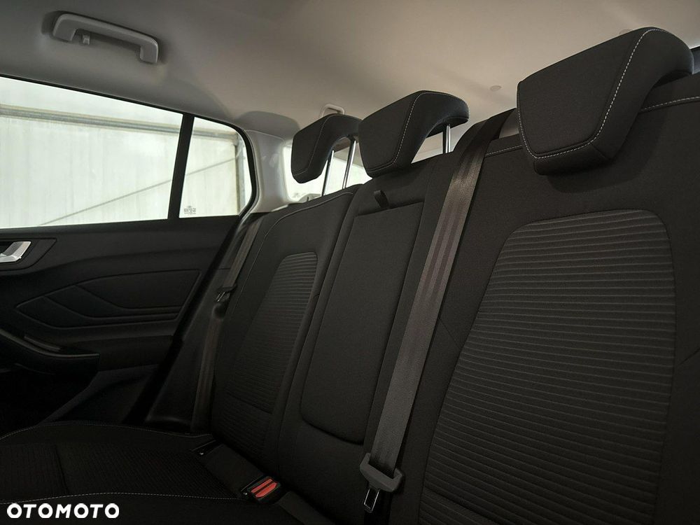 Ford Focus - 19