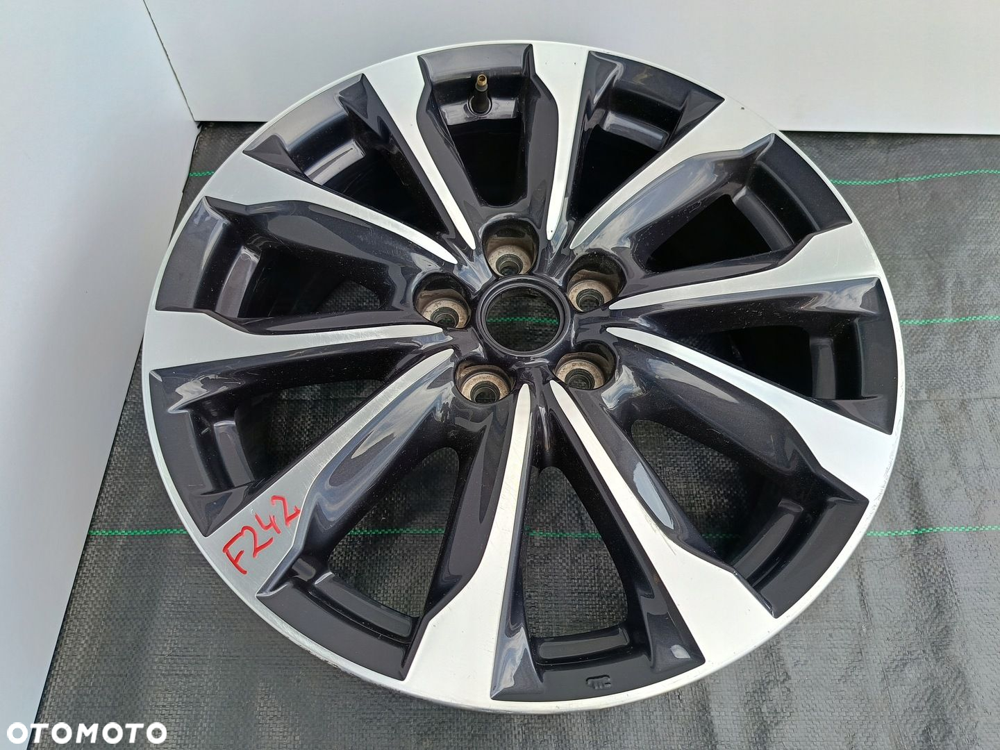 FELGA ALUMINIOWA MAZDA CX-3 7.0x18 ET50 5X114.3 ET50 9965417080 - 2