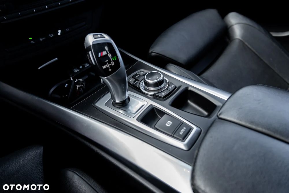 BMW X5 M M50d - 38