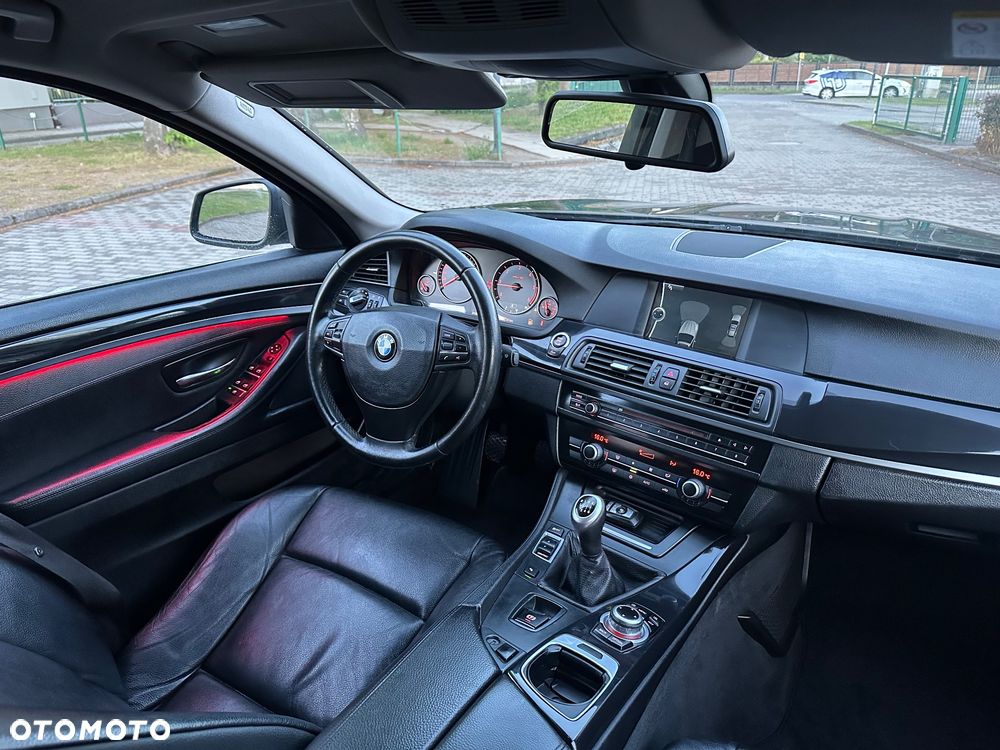 BMW Seria 5 520d - 7