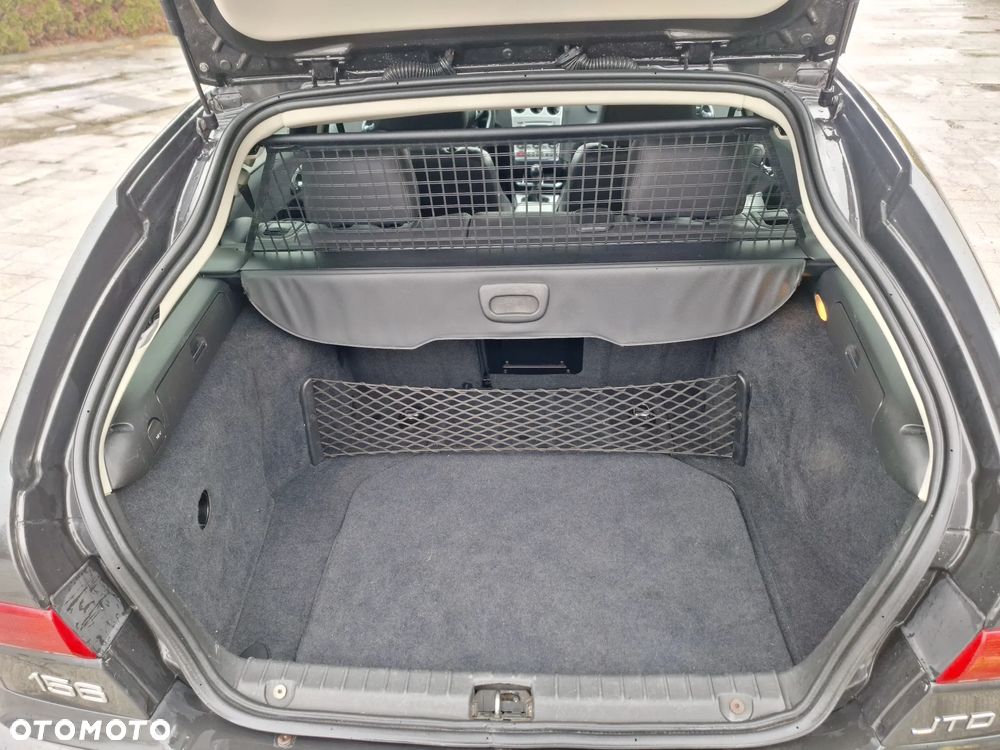 Alfa Romeo 156 1.9 JTD 16V Distinctive - 18