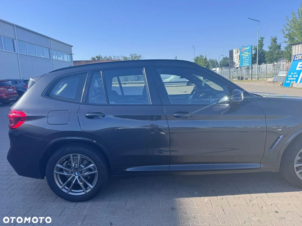 BMW X3 xDrive20i mHEV - 2