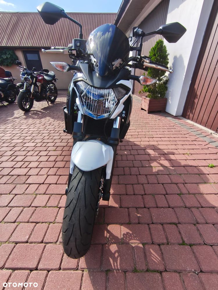 Kawasaki Z 650 - 6