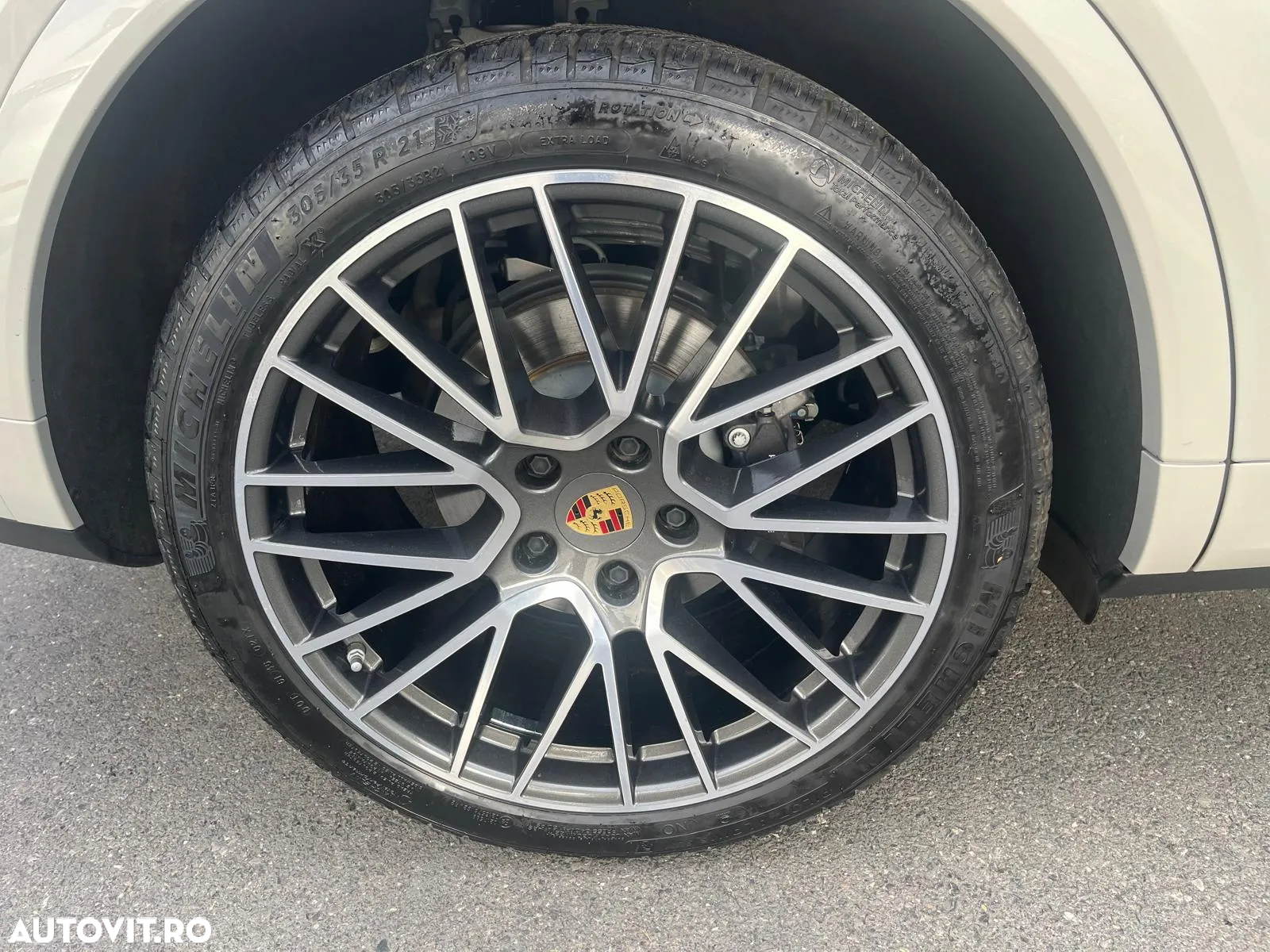 Porsche Cayenne Standard - 12