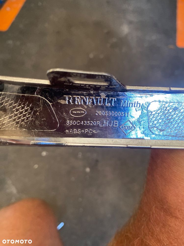 RENAULT CAPTUR 2 II NAKŁADKA LISTWA CHROM CHROMOWA PRAWA TYLNA TYLNIA TYŁ  Chrom ZDERZAKA TYLNEGO TYŁ prawy 850C43520R - 8