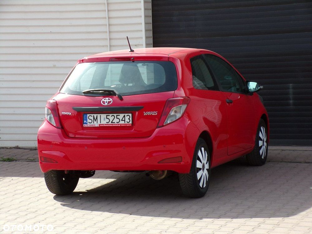 Toyota Yaris - 7