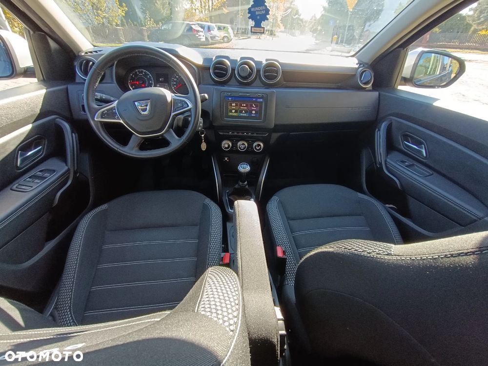 Dacia Duster 1.6 SCe Prestige - 11