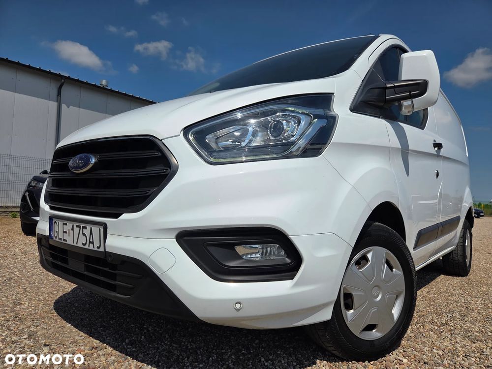 Ford Transit  custom - 1