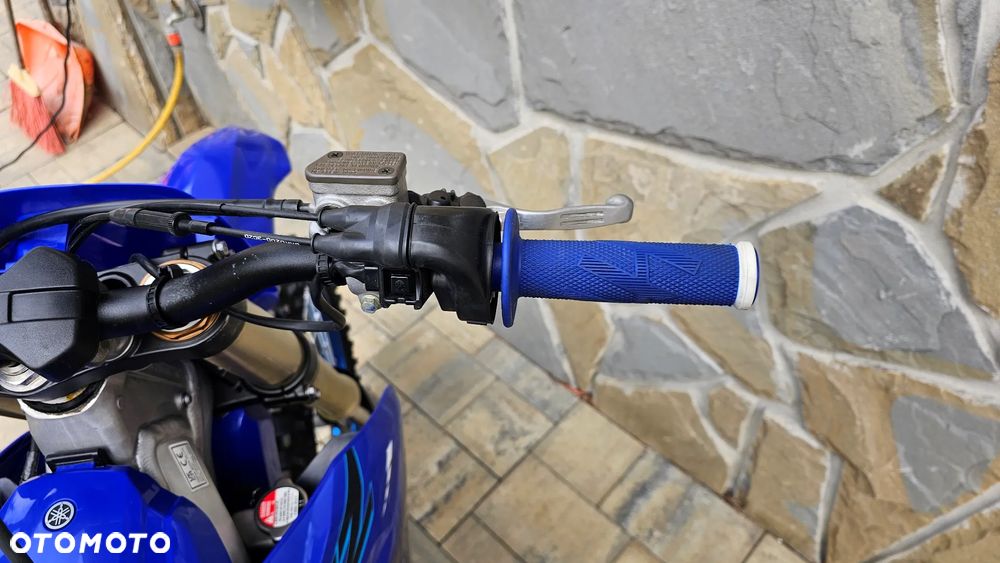 Yamaha YZ - 11