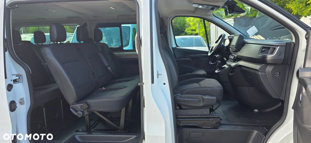Renault Trafic - 12