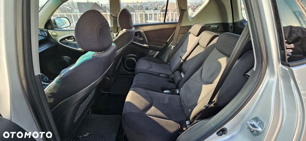 Toyota RAV4 2.2 D-4D 4x4 Executive - 21