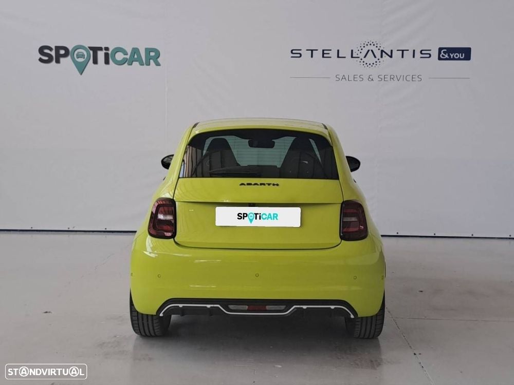 Abarth 500e - 5