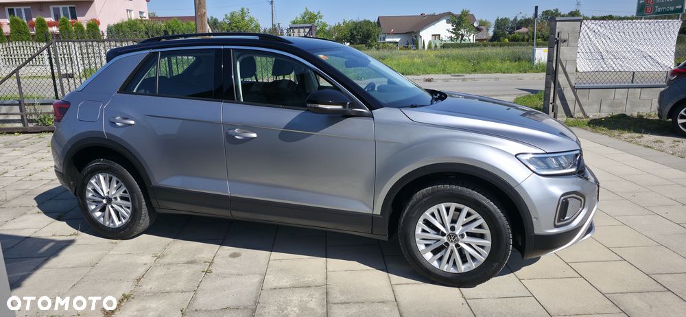 Volkswagen T-Roc - 4