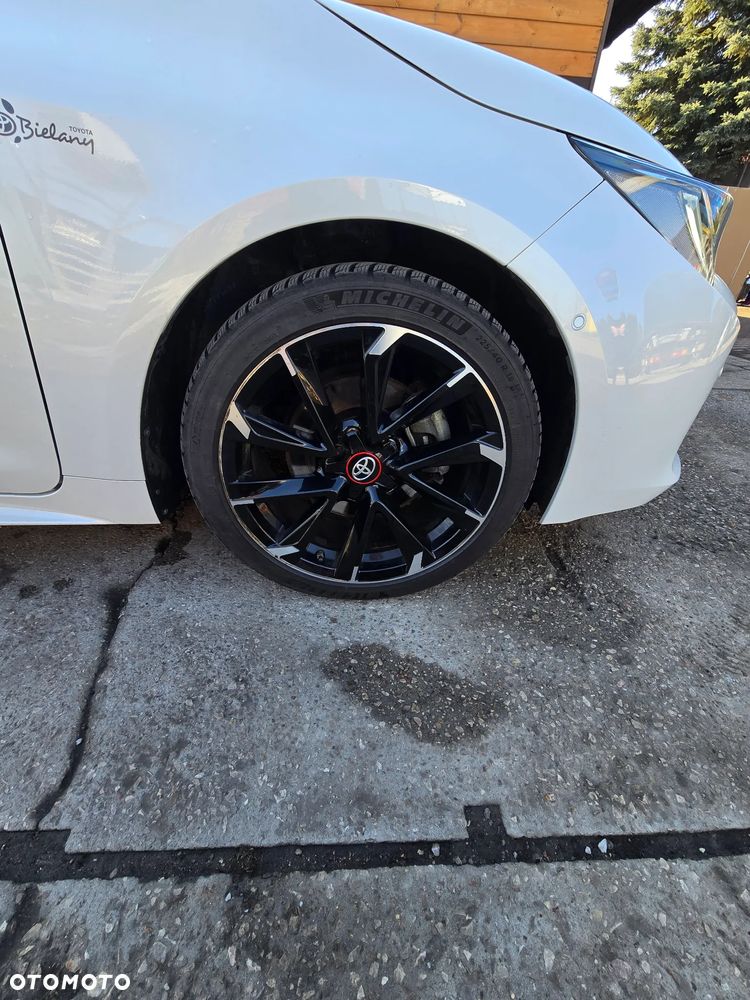 Toyota Corolla 2.0 Hybrid GR Sport - 17