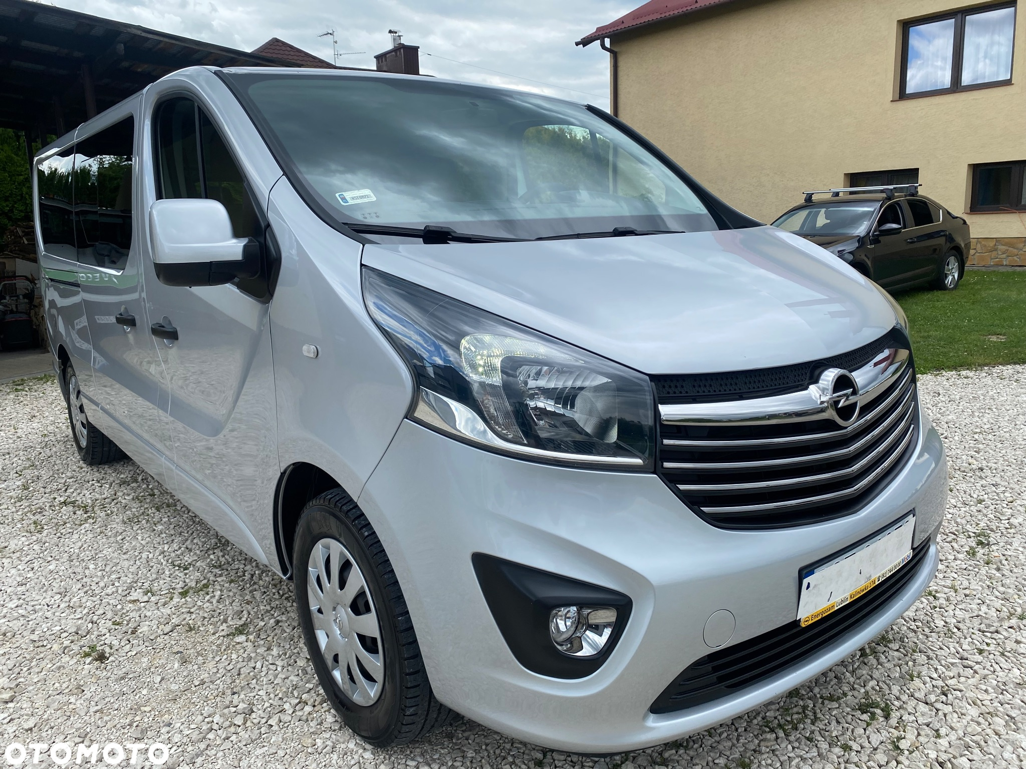 Opel Vivaro L2H1 2,9t Essentia Business - 30