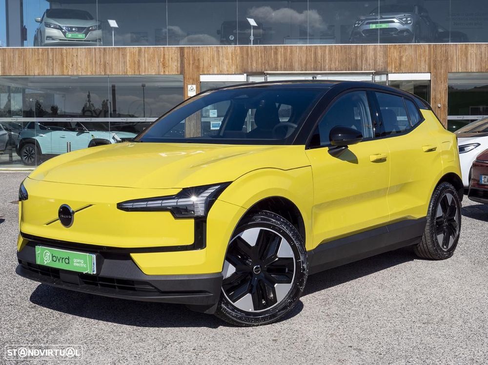 Volvo EX30 Single Motor Extended Range RWD Plus - 2