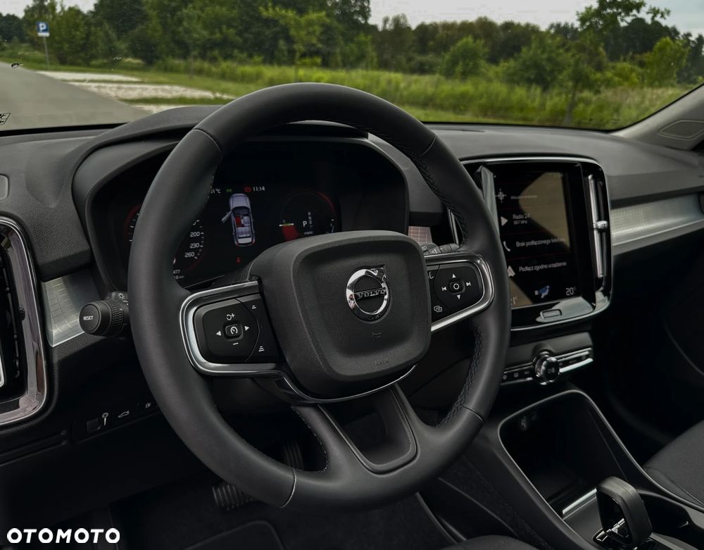 Volvo XC 40 - 28