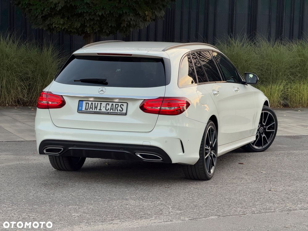 Mercedes-Benz Klasa C 300 d 9G-TRONIC AMG Line - 17