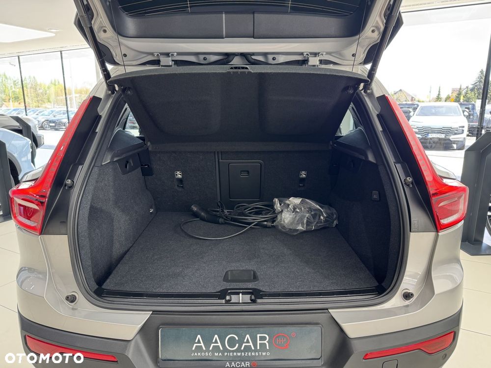 Volvo XC 40 T4 Plug-In Hybrid Core - 17