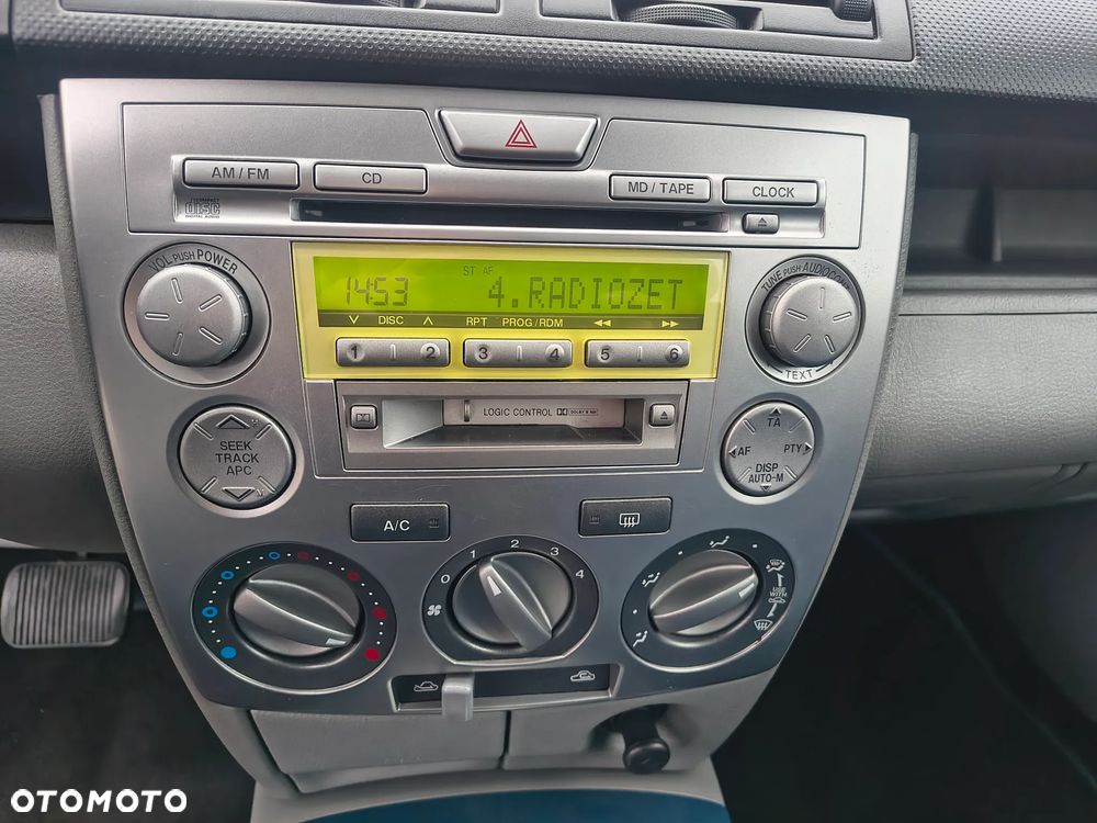 Mazda 2 1.4l Active - 10