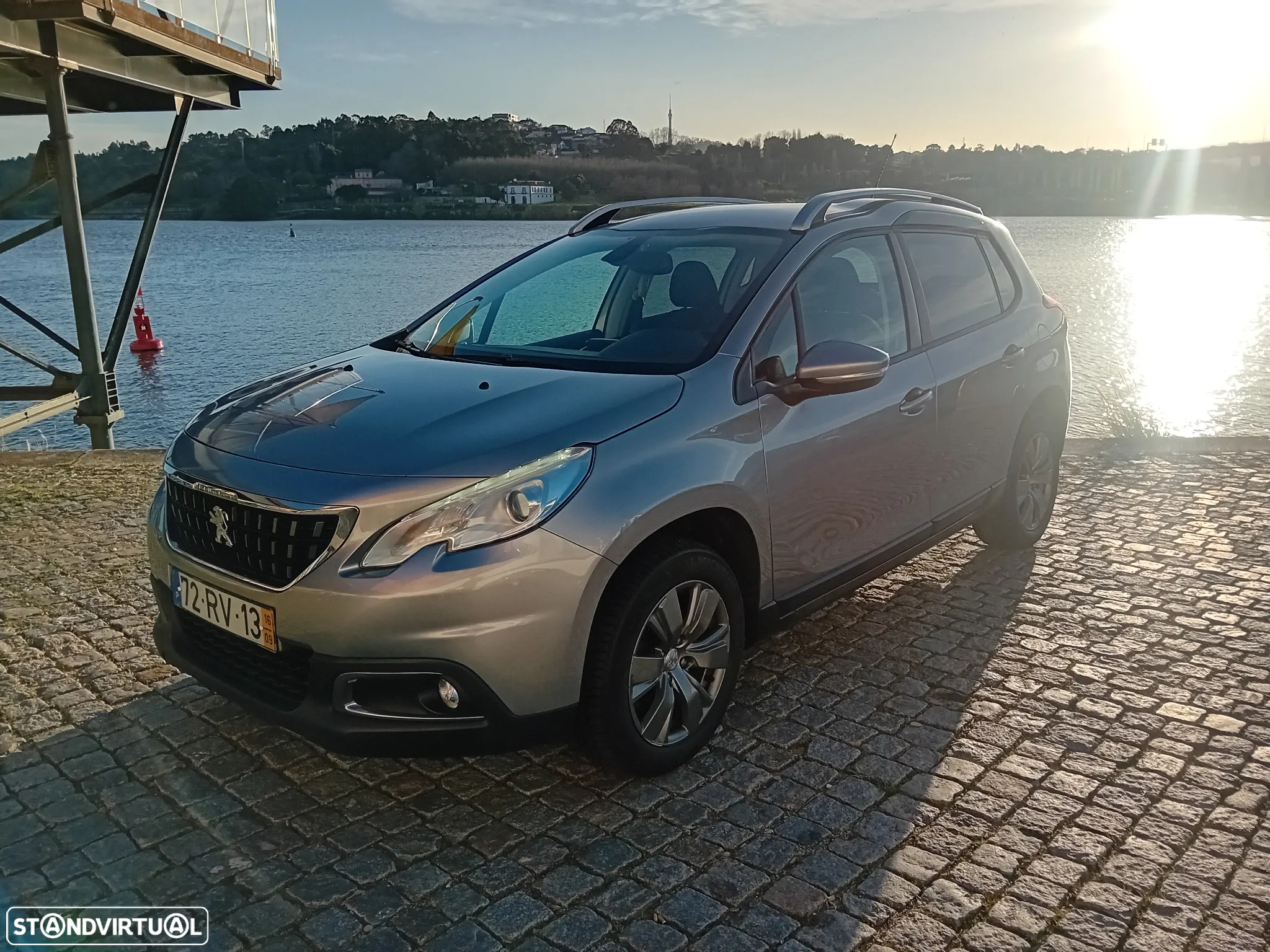 Peugeot 2008 1.6 BlueHDi Style - 16