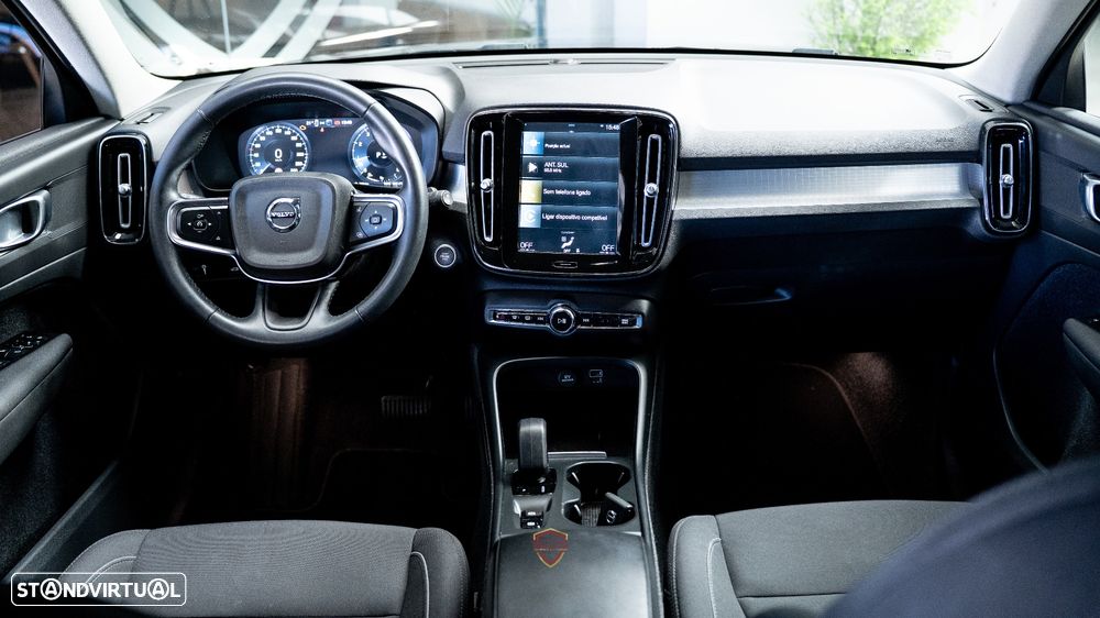 Volvo XC 40 1.5 T3 Momentum Geartronic - 21