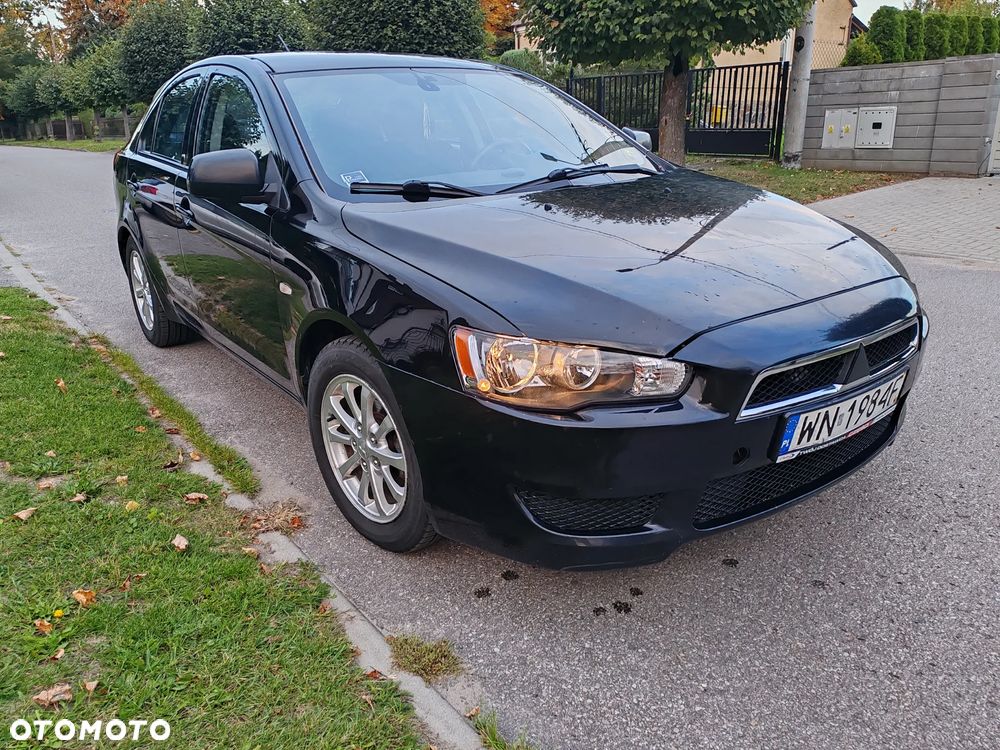 Mitsubishi Lancer 1.6 Intense - 11