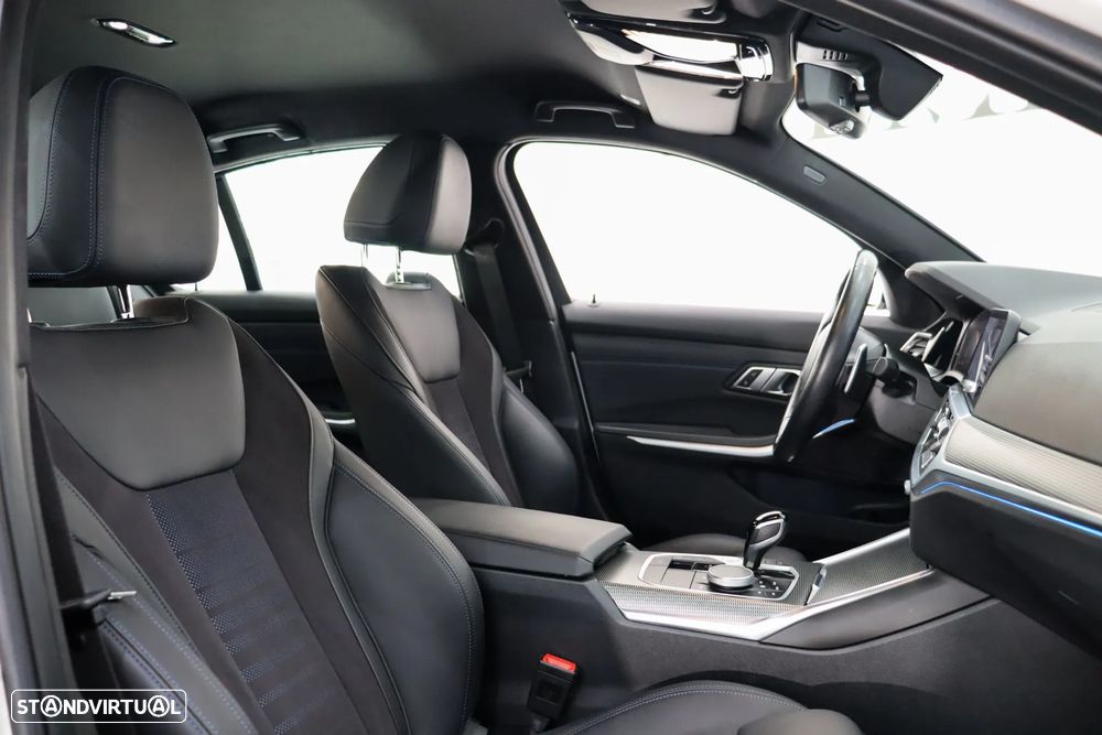 BMW 330 e Aut. M Sport - 23