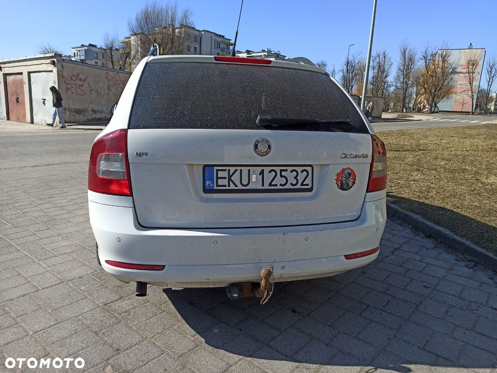 Skoda Octavia 1.6 Mint - 5