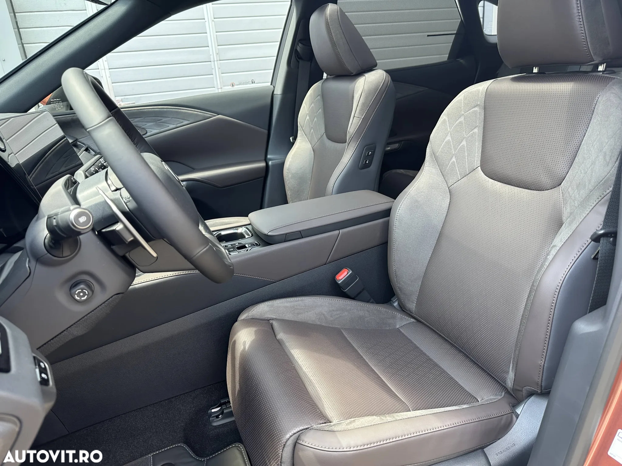 Lexus Seria RX 450h+ E-Four PHEV Luxury Mark Levinson - 10