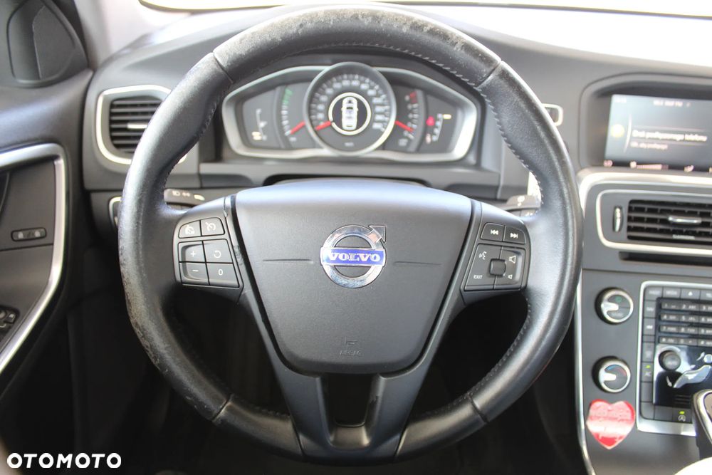 Volvo S60 T3 Drive-E Kinetic - 19