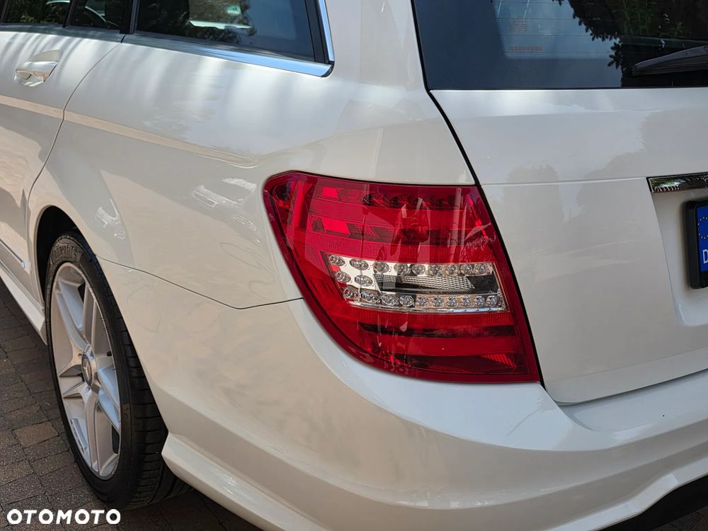 Mercedes-Benz Klasa C 180 BlueEFFICIENCY Avantgarde - 12