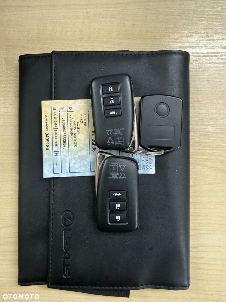 Lexus NX 300 F Impression AWD - 40