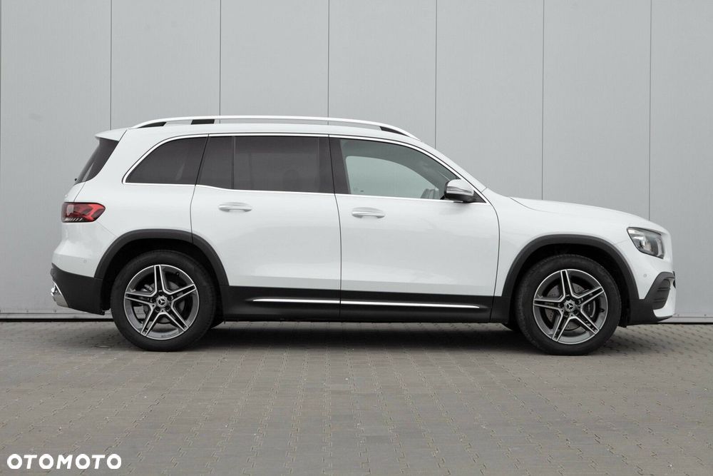 Mercedes-Benz GLB - 7