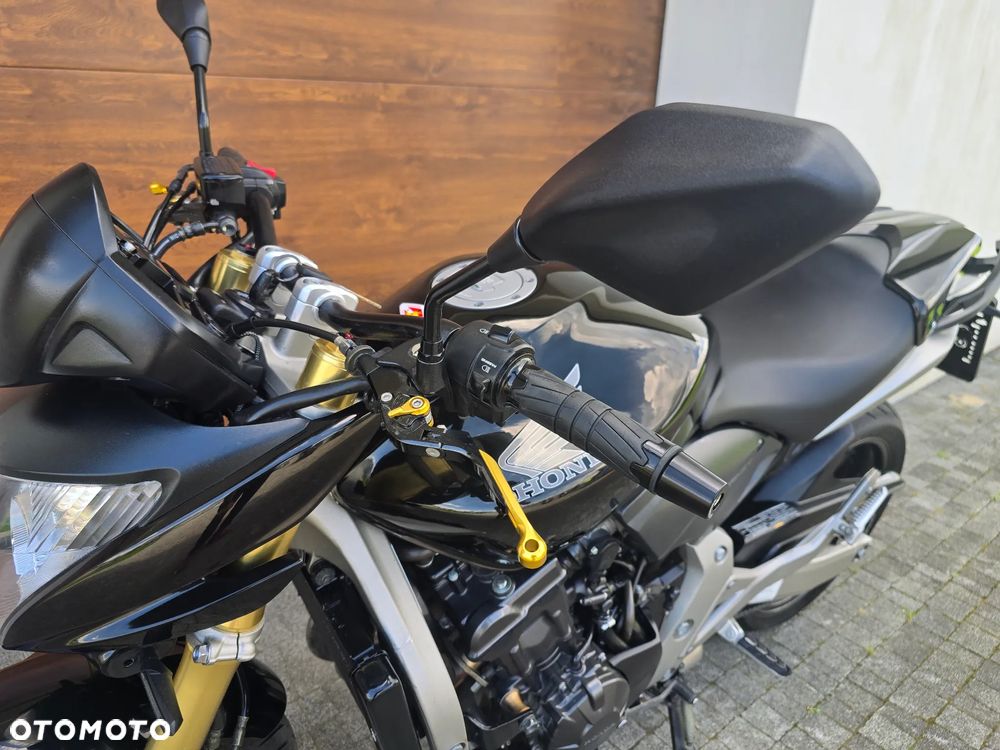 Honda CB - 3