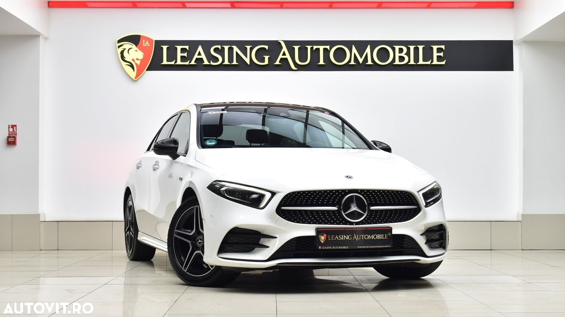 Mercedes-Benz A 250 e 8G-DCT AMG Line - 3